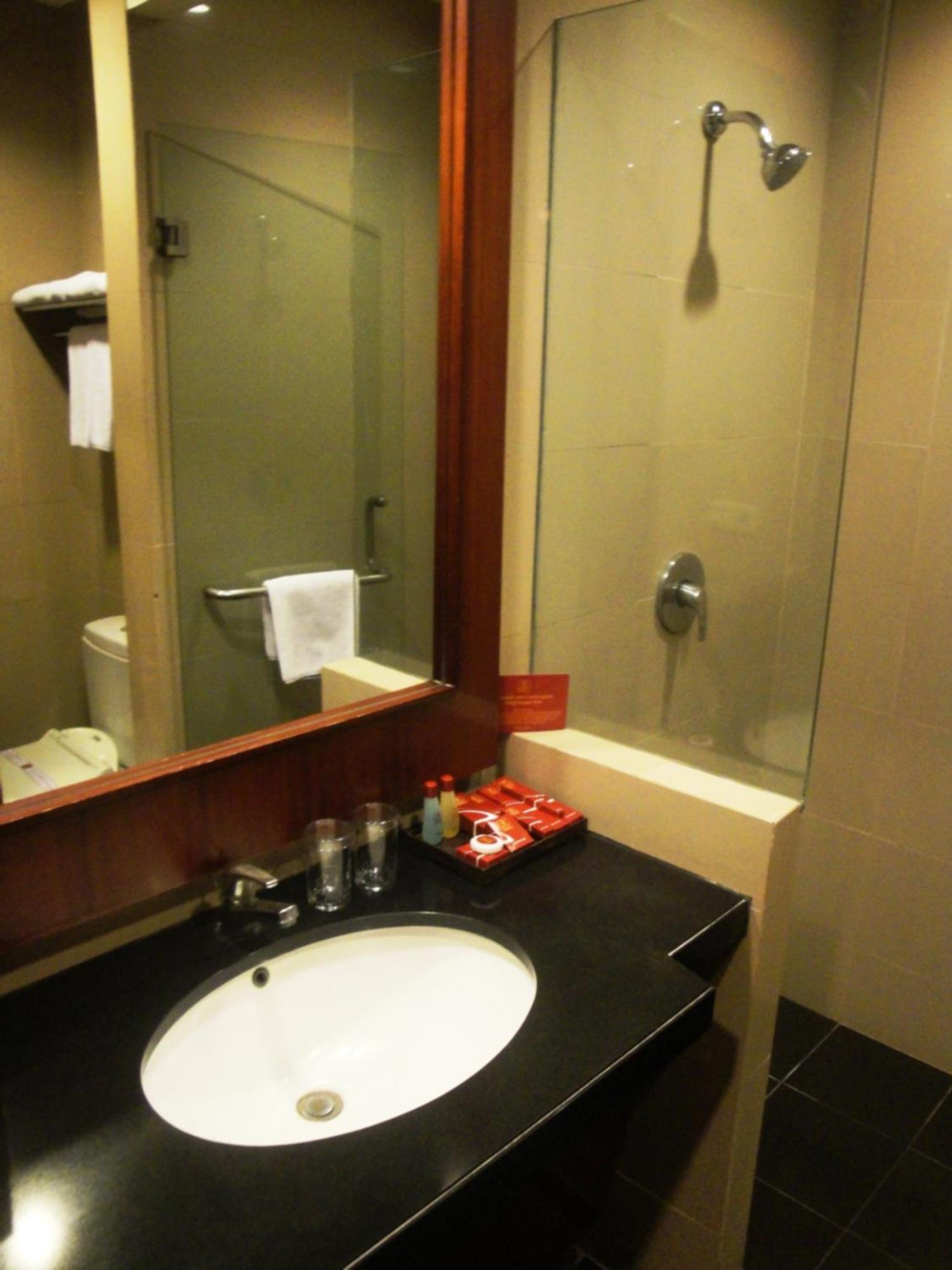 Manado Quality Hotel Quarto foto