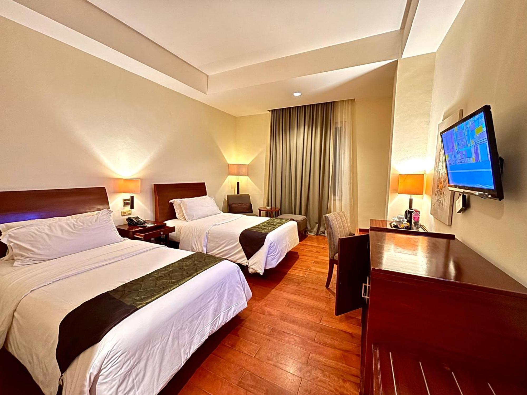 Manado Quality Hotel Exterior foto